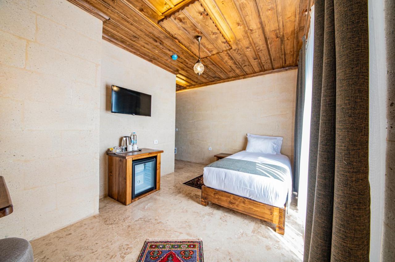 Remus Romulus Cappadocia Hotel Uchisar Exterior photo