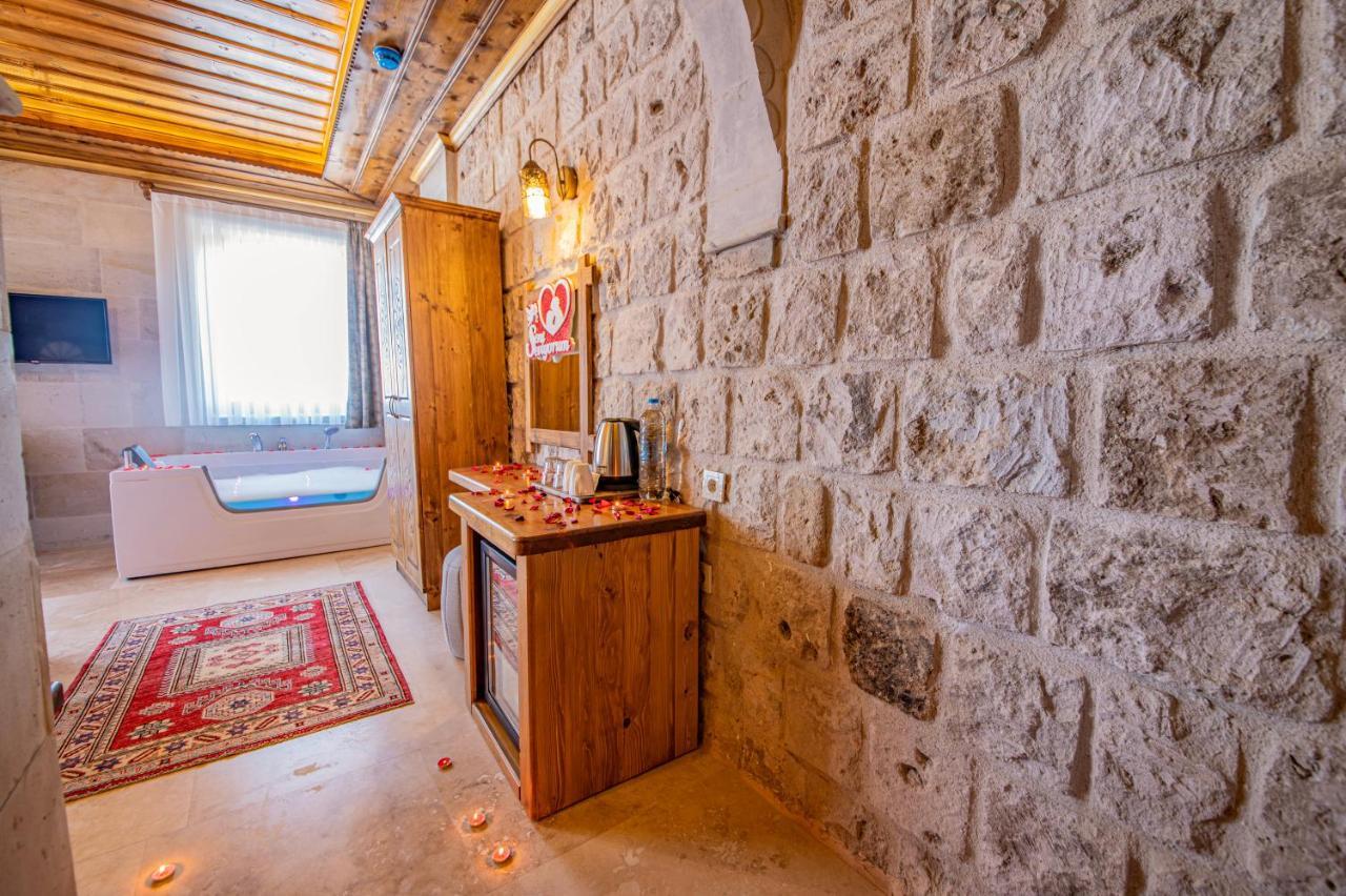 Remus Romulus Cappadocia Hotel Uchisar Exterior photo