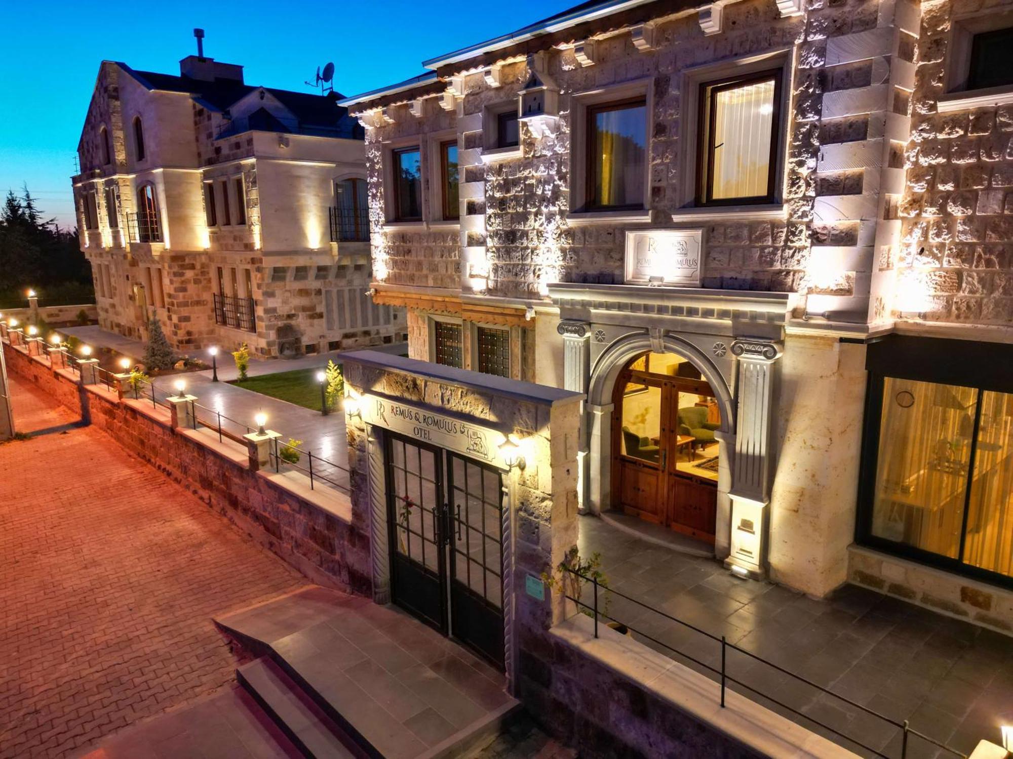 Remus Romulus Cappadocia Hotel Uchisar Exterior photo